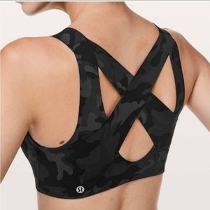 Lululemon camo sportsbra 34B nwot